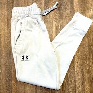 Youth UA jogger